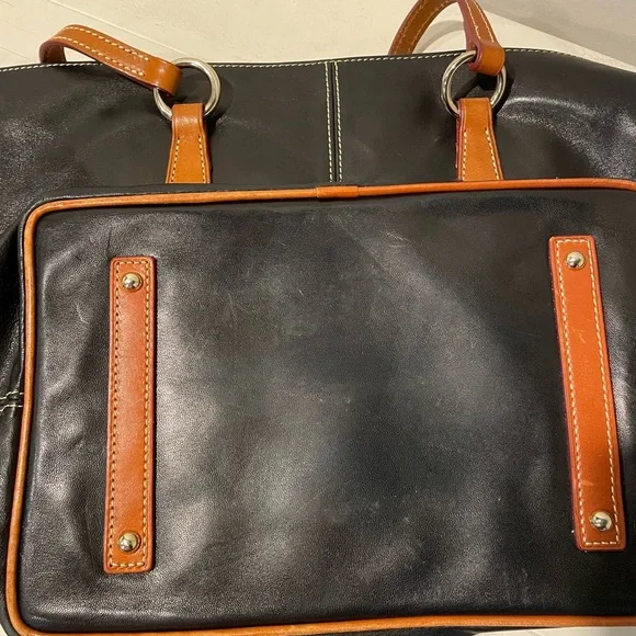 NWOT-DOONEY & BOURKE LARGE LEATHER TOTE BAG BLACK Totes